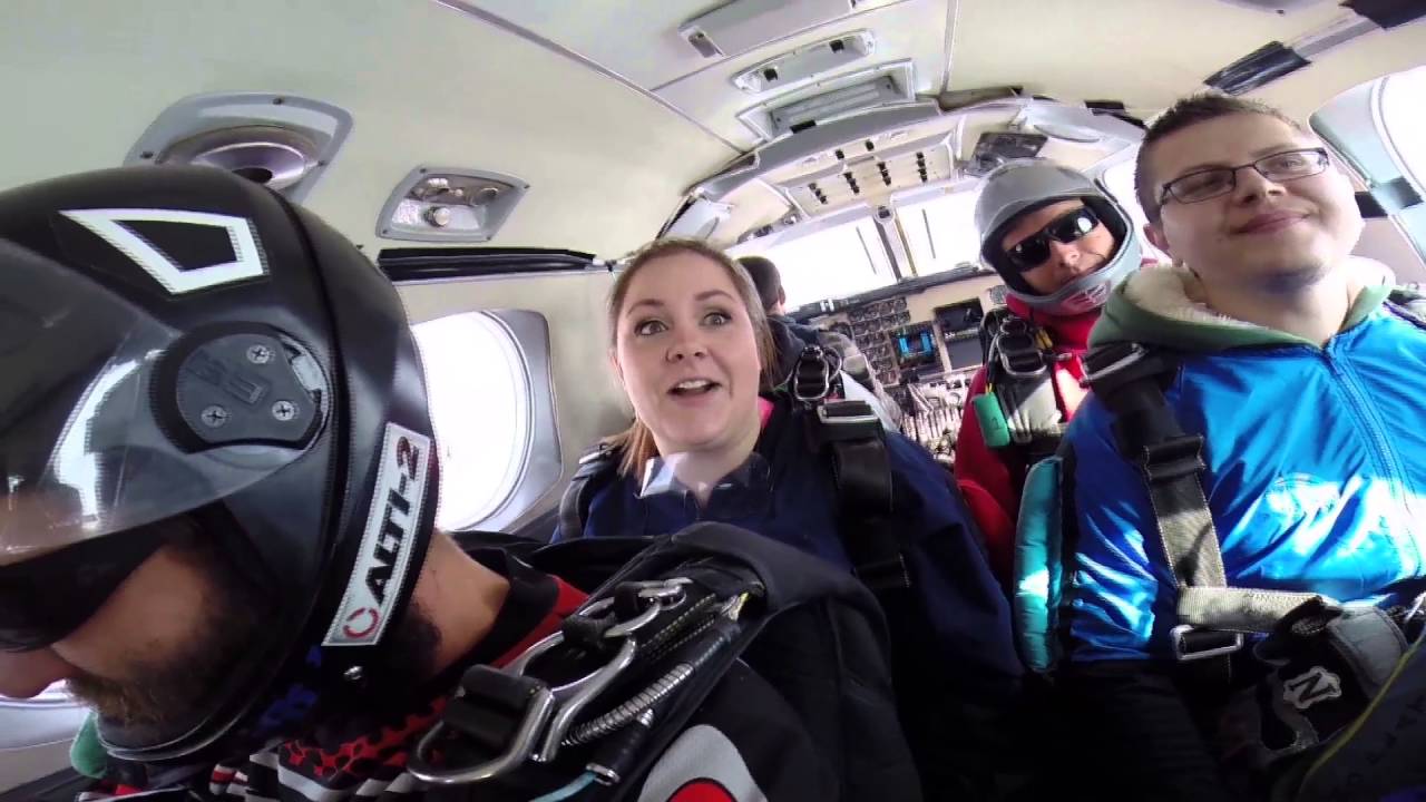Natalie 14,000ft SkyDive Tecumseh