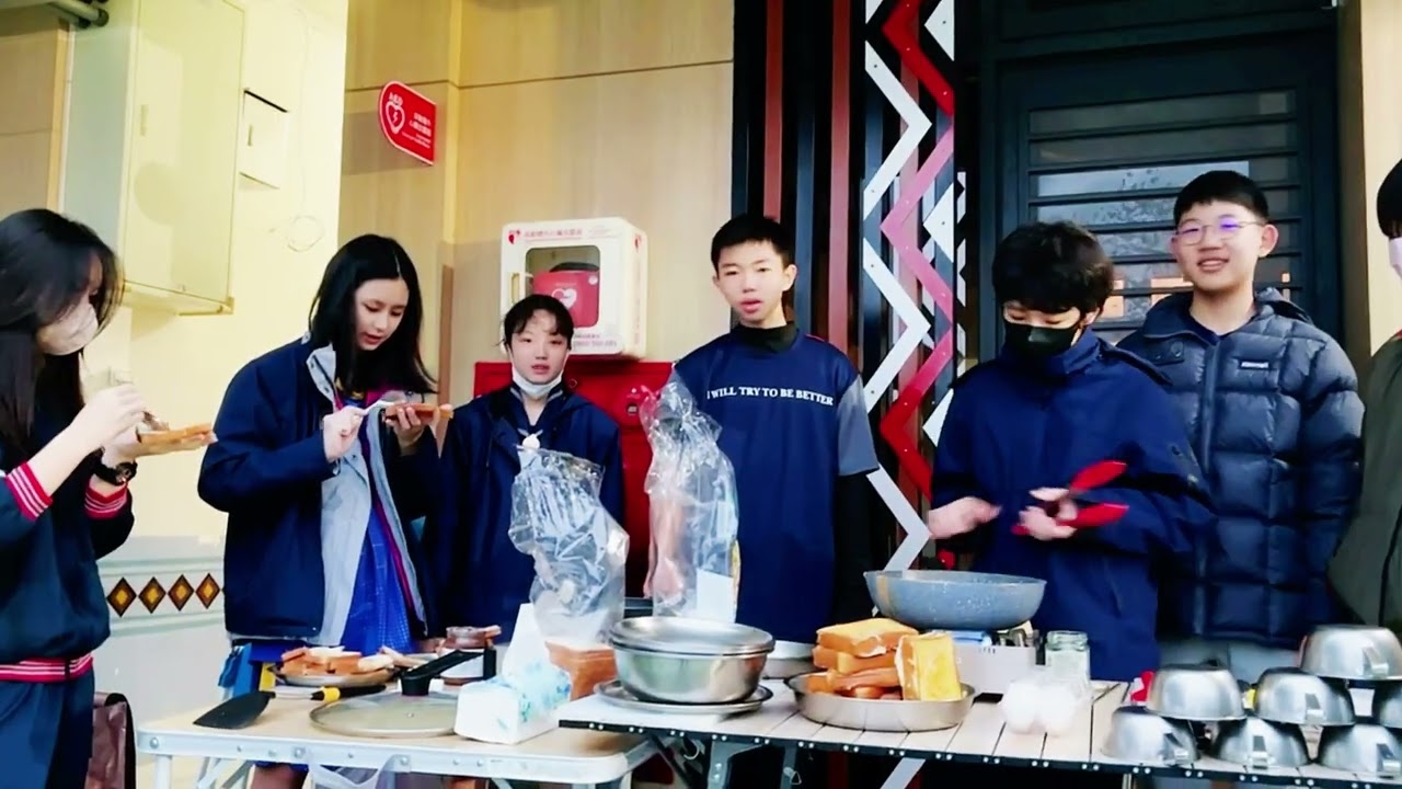 原音-【兔/童軍露營⛺️/#錦屏國小#李崠山古堡 #星際球場 打球】從帳篷拉繩的那一刻，學會把世界站穩，營地在山裡，志氣在心裡，青春在每一次山野的夜裡發光。