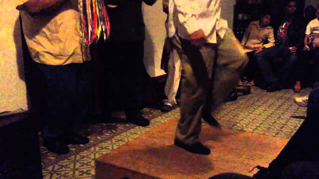 El Son de la bamba con quijada, pandero y zapateado