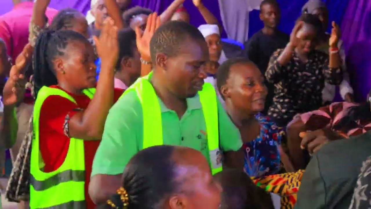 EE BABA ULILA LISALA/LUHYA PRAISE/REV.PAMELA SITUMA/WATCH THISS/BE BLESSED..