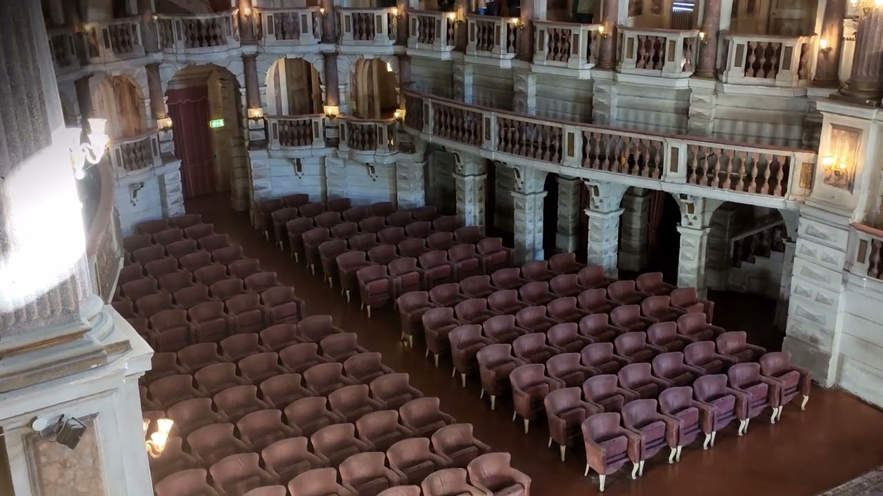 TEATRO BIBIENA - Mantova