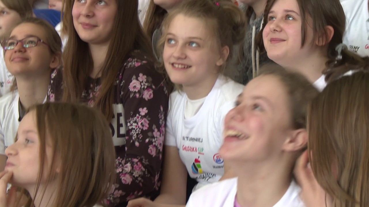 REGION.  Gruszka odgania dzieci sprzed telewizor&oacute;w