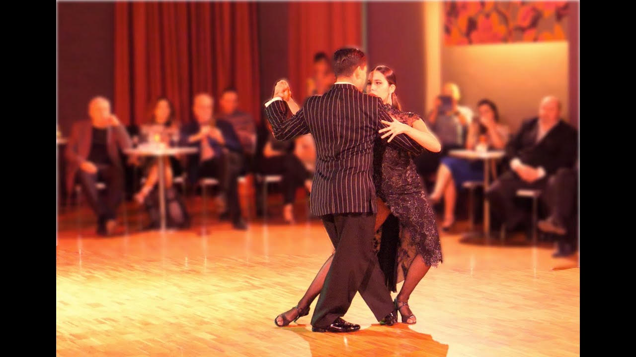 PUGLIESE - CHANEL   - Bailan  MORENA MÁRQUEZ   -   LUCIO GALVÁN