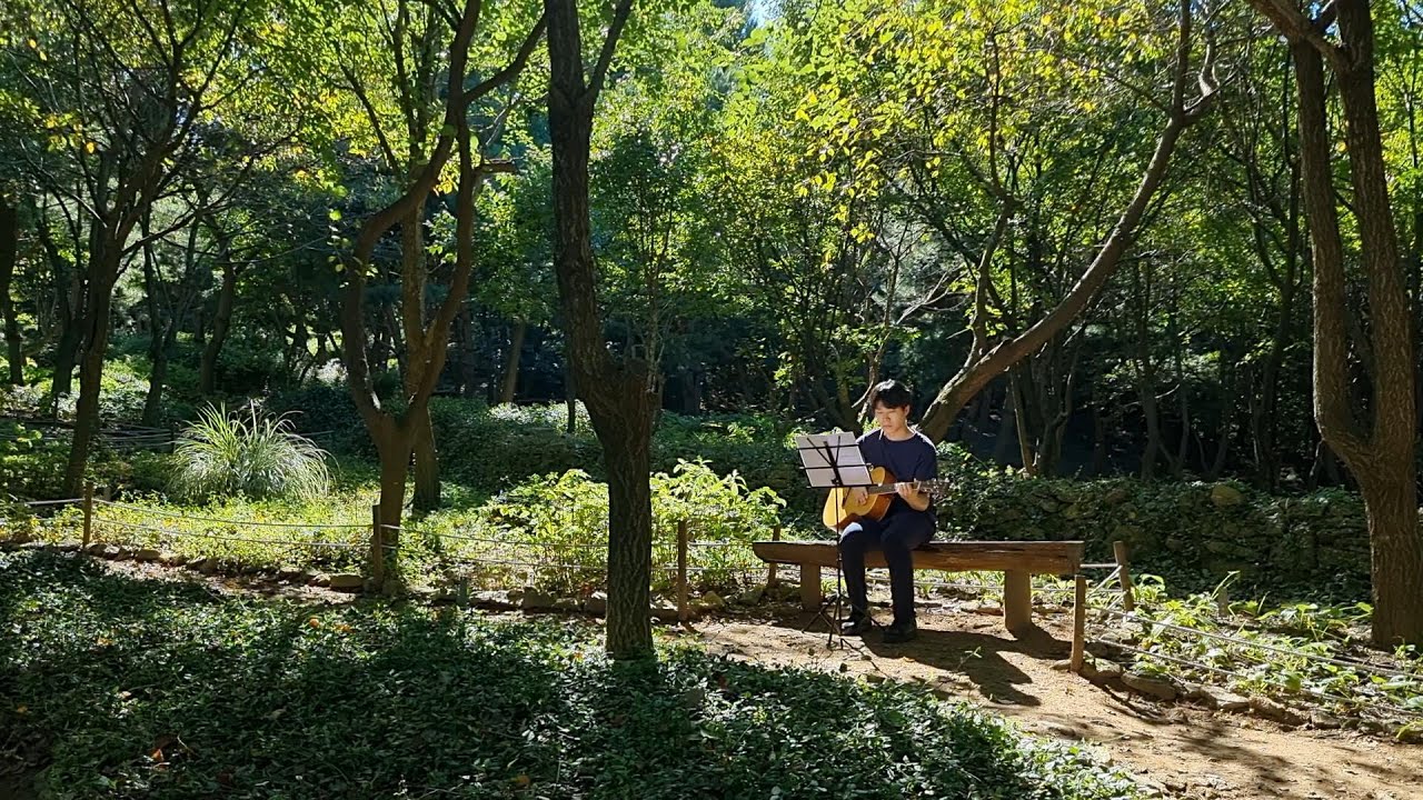 Antoine Beuger: 24 petits pr&eacute;ludes pour la guitare (2009)