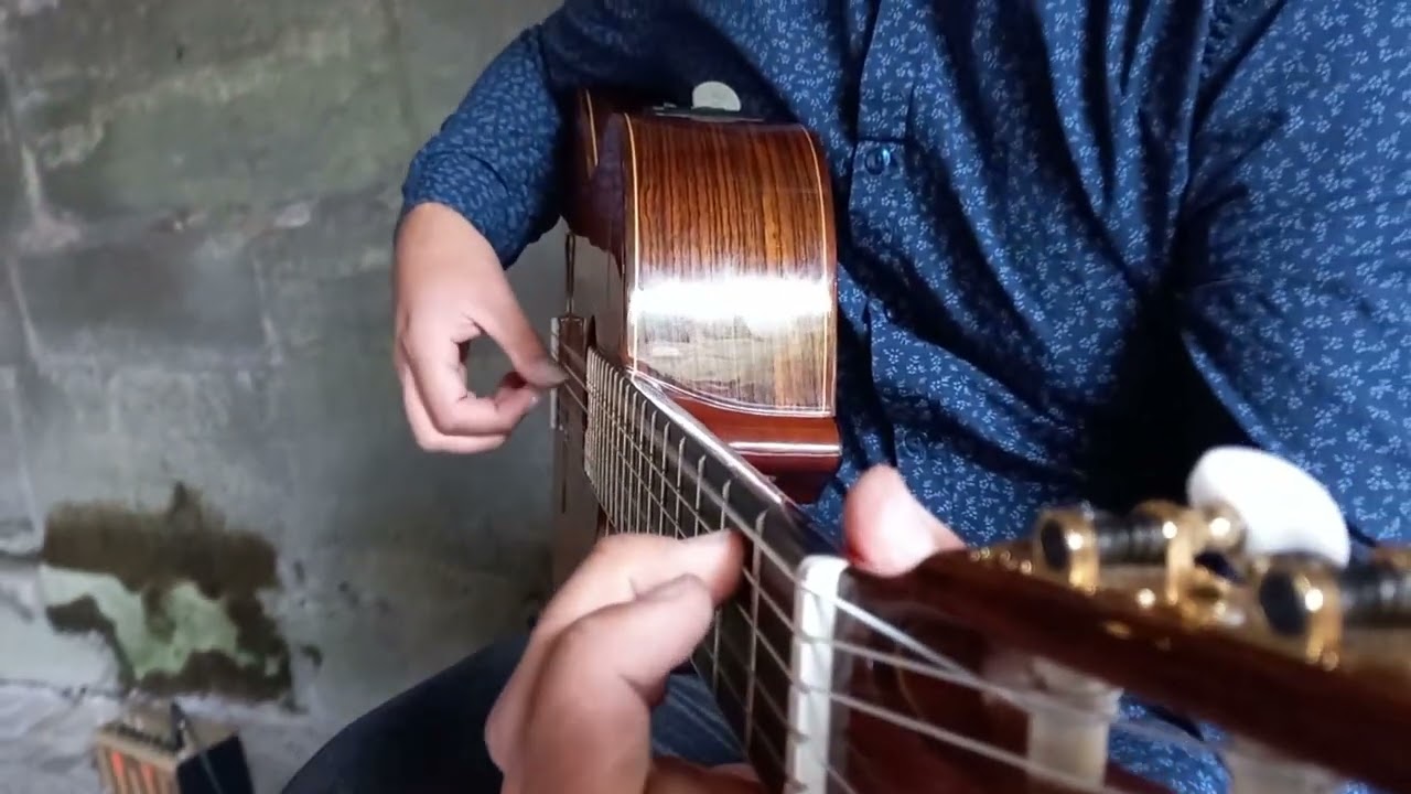Playing Guitar, Cajon, Tambourine at the same time
