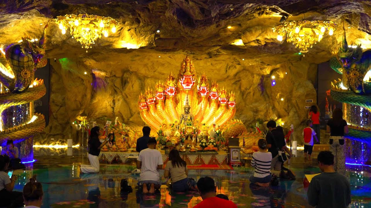 Wat Weluwanaram & Naga Cave