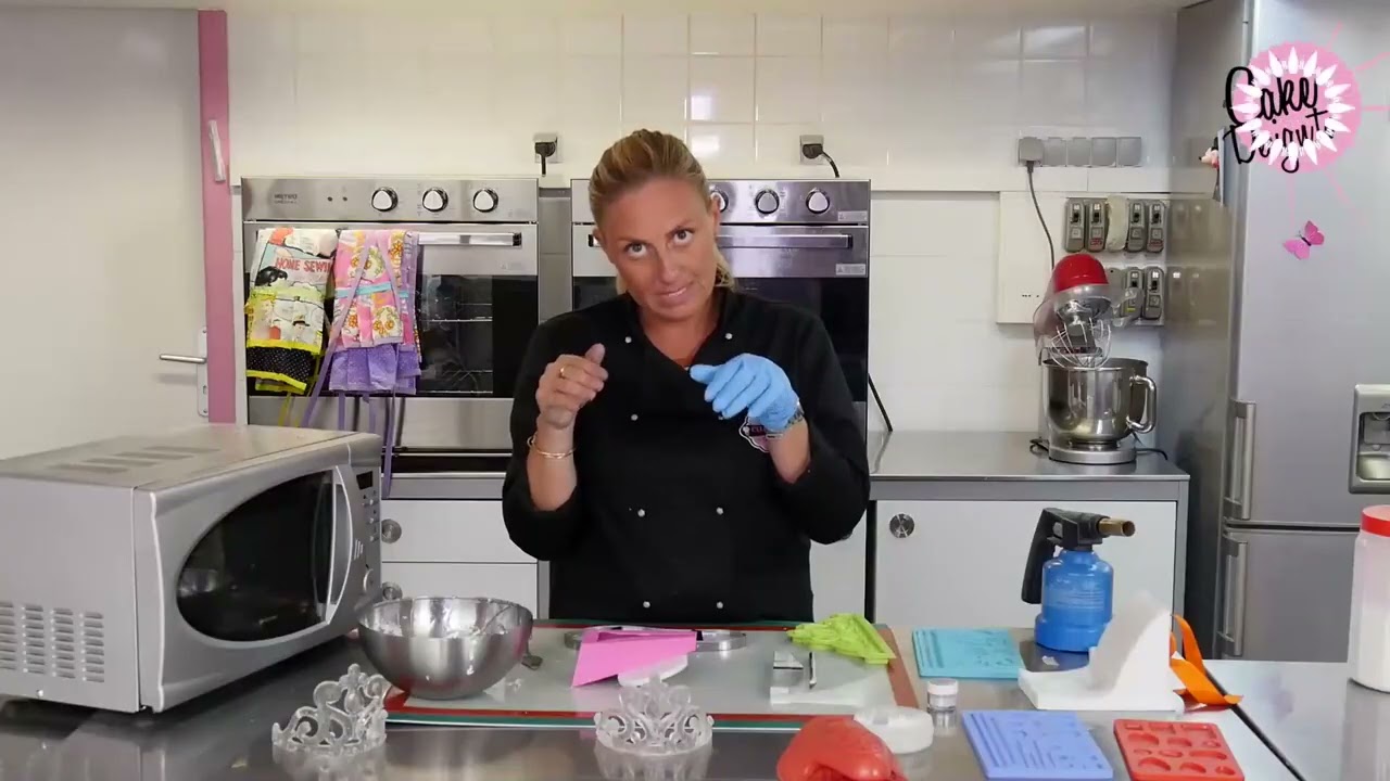 Une chaussure et une couronne… en sucre ?! Le tuto qui bluffe tout le monde 👠👑