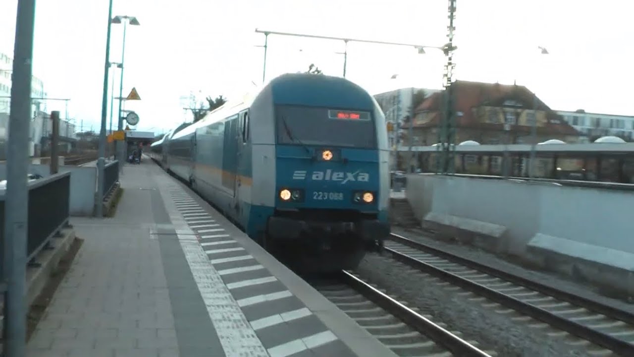 Züge am Bahnhof München-Moosach mit Alex, Stadler Kiss, vielen Güterzügen, REs, S-Bahn München