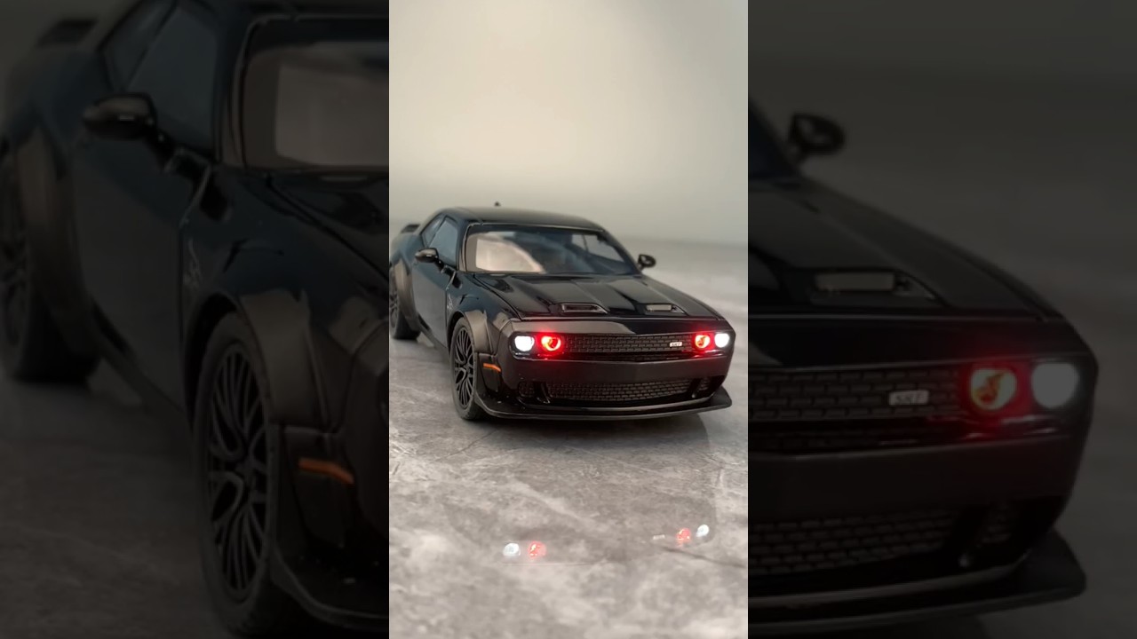 Dodge Challenger SRT Hellcat #viral #diecast #satisfying #shorts