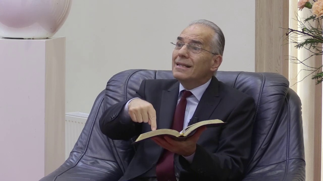 Tinerii îl întreabă pe Pastorul Cristescu partea 1