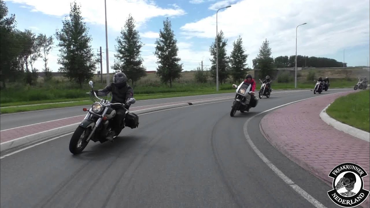 Angry Birds naar de Hells Angels feest  Kampen 29-08-2015 - gefilmd door Freakrunner Nederland