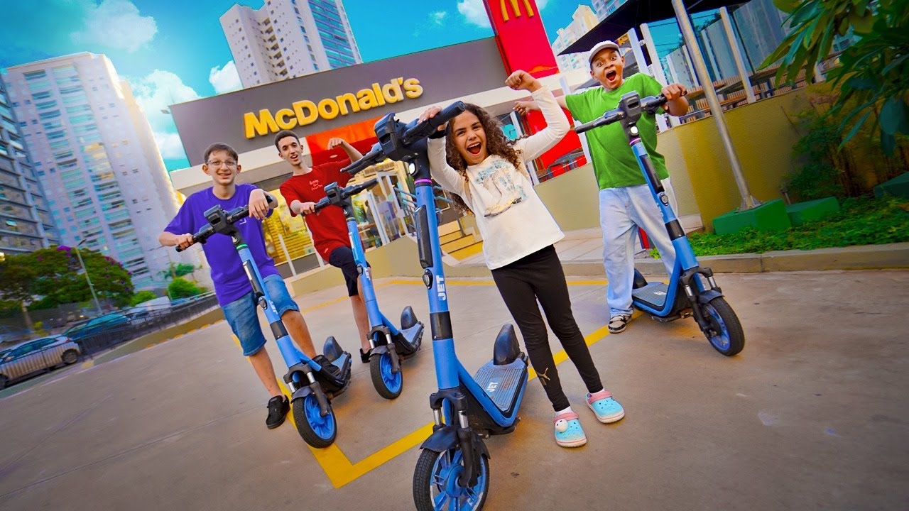 INVADI O MCDONALDS DE PATINETE ELÉTRICO COM OS VALENTÕES!!! * tirei pira *