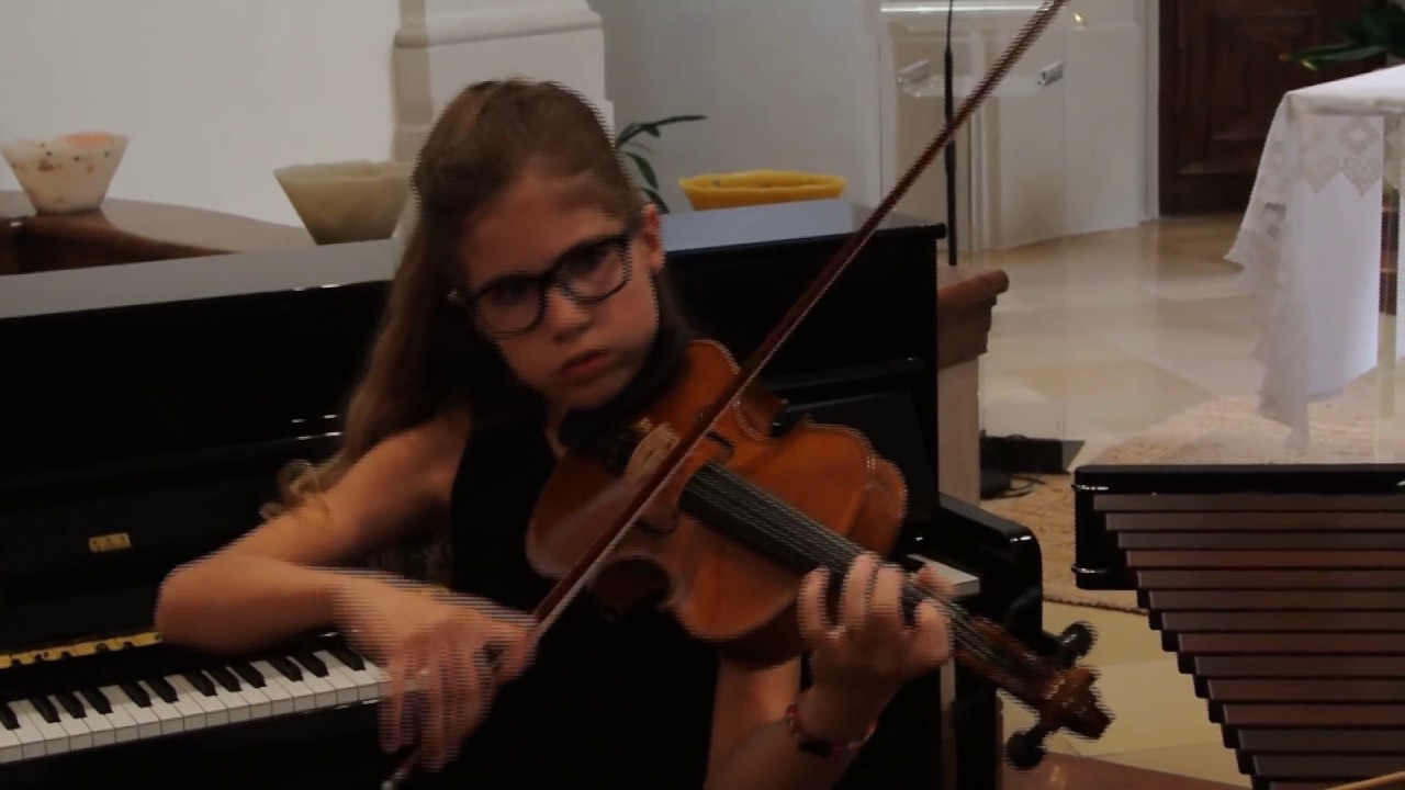Nina Sofie - Toccata & Fuge in d-Mol with 3 Instruments - (live at church) (2016)