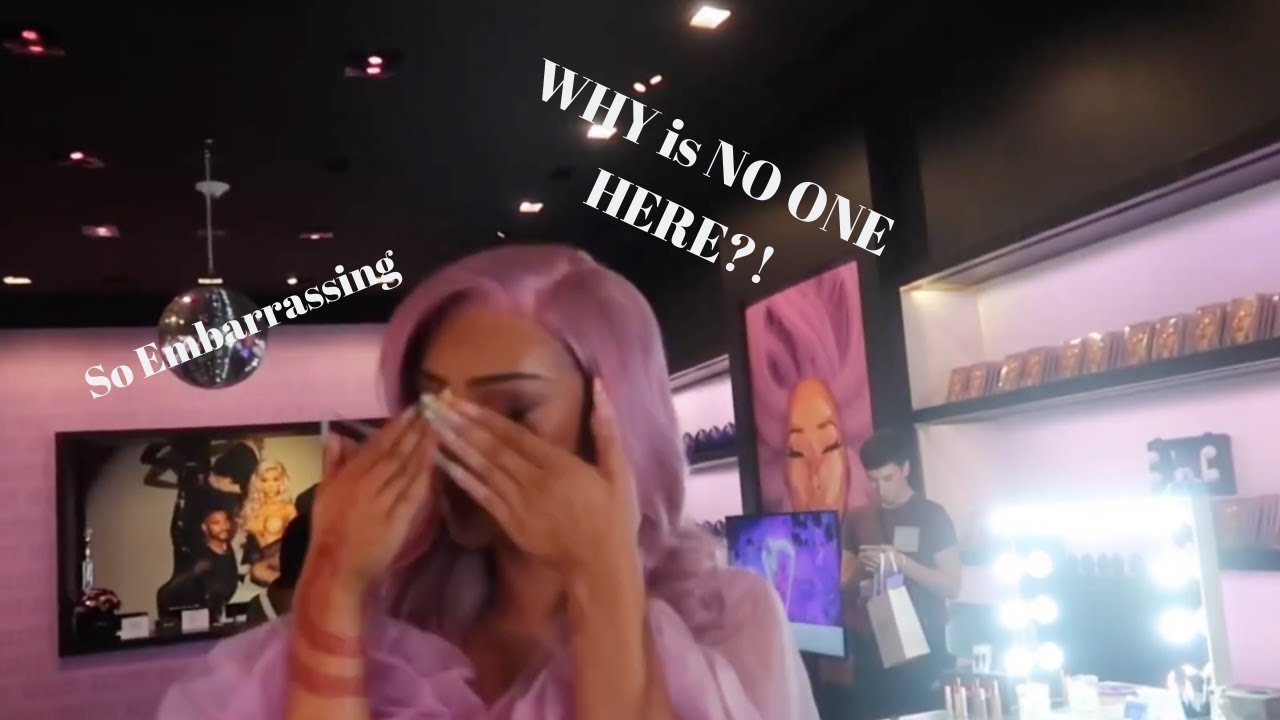 Nikita Dragun's Embarrassing Pop Up!