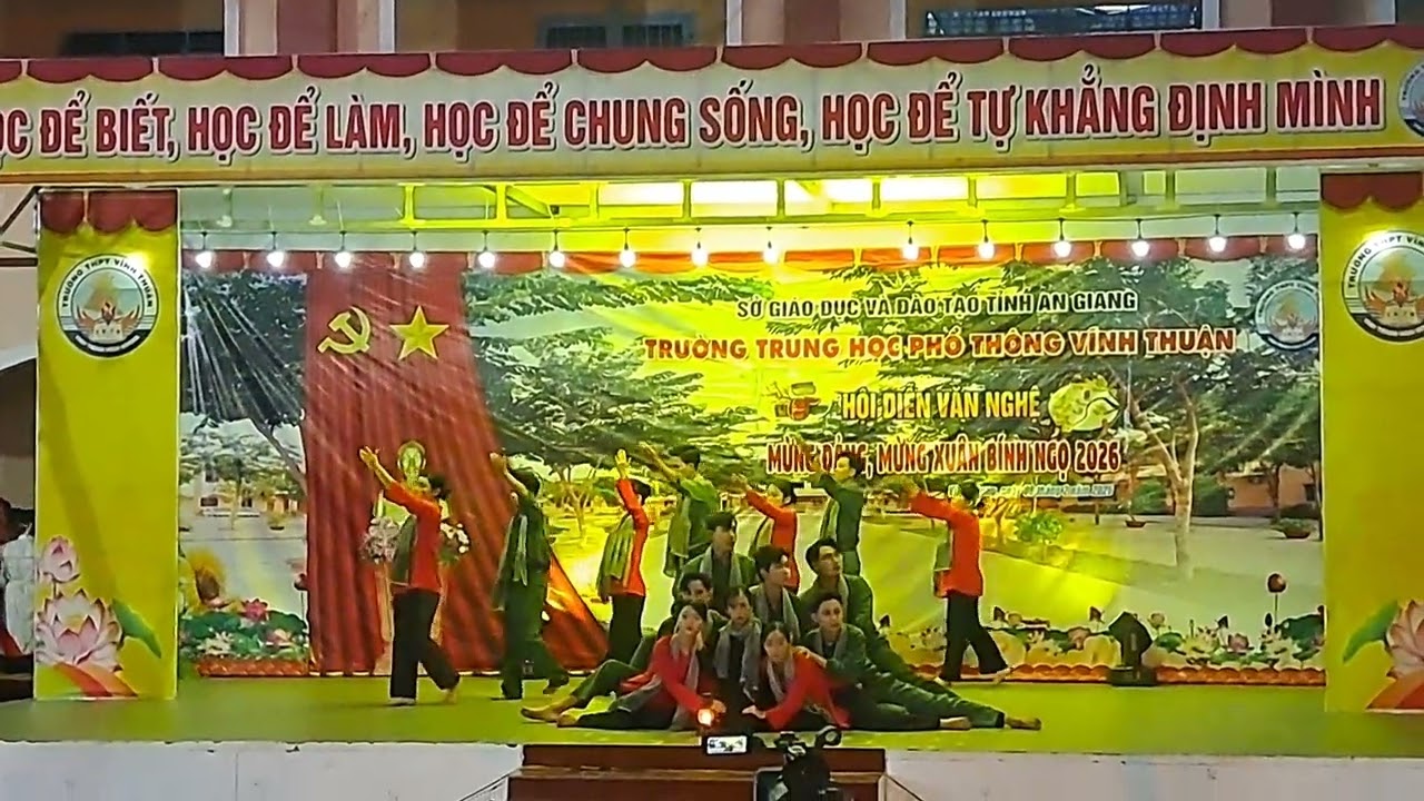 Chúc mừng con trai kỷ niệm đẹp của tuổi học sinh ngày 8 tháng 2 năm  2006