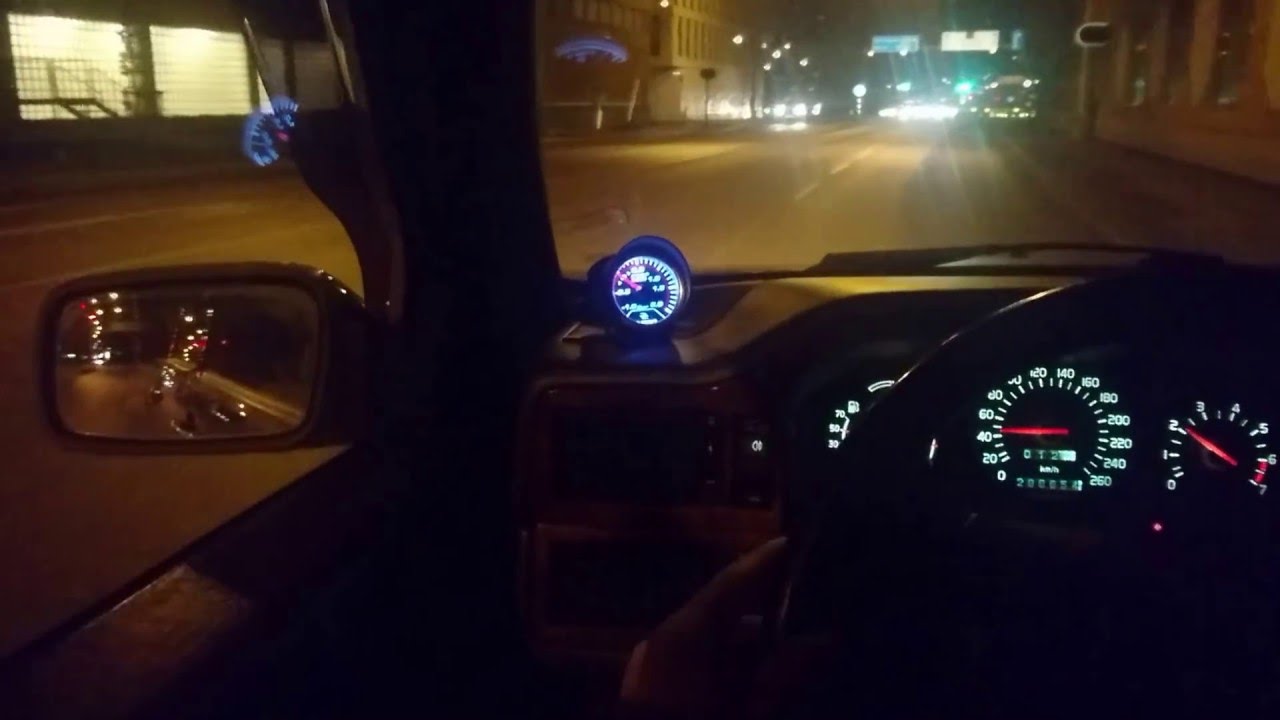 Late night cruise with my Volvo 850 T5