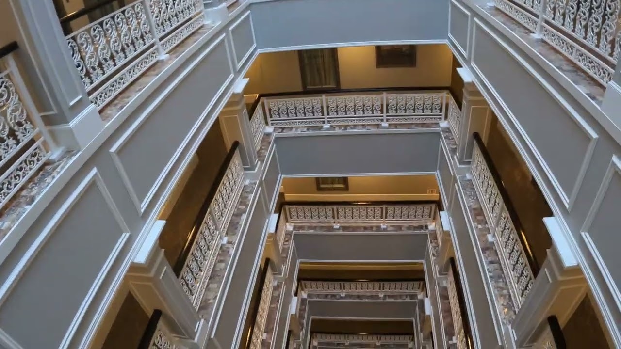 Club Wyndham La Belle Maison New Orleans LA 1 Queen Studio room 711 #vacation #travel #roomtour