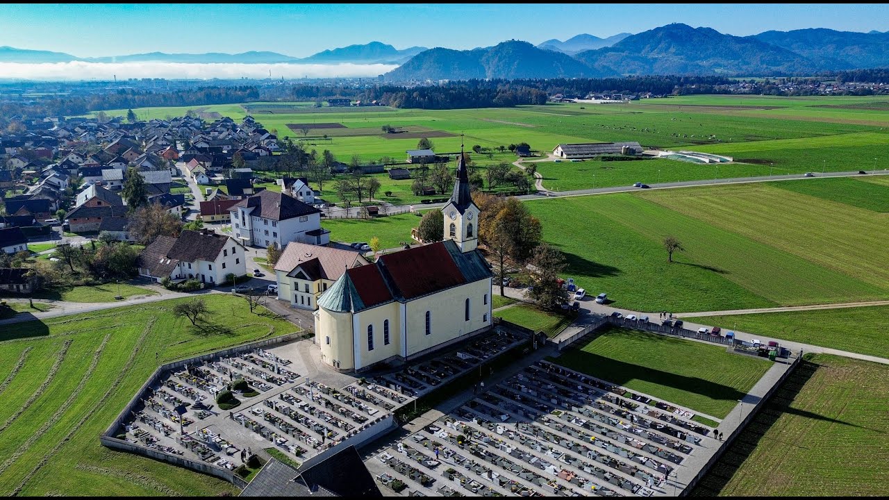 Zvonovi župnijske cerkve Sv. Siksta v Predosljah