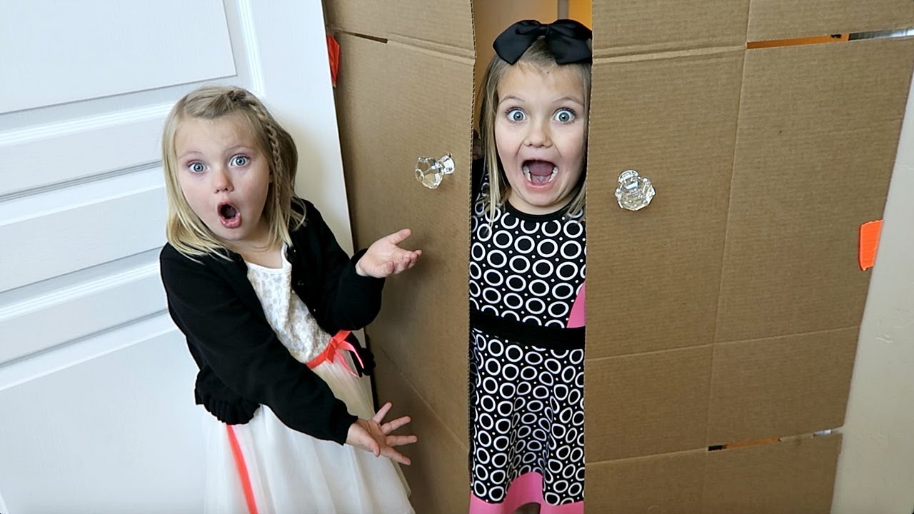 3 STORY BOX FORT MANSION TOUR!