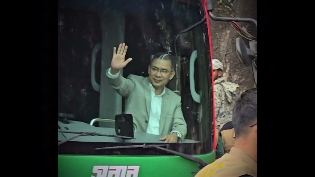 কবিতাঃদেশ নায়ক তারেক রহমান! কলমে ও আবৃত্তিঃ গোলাম ফেরদৌস মনির।