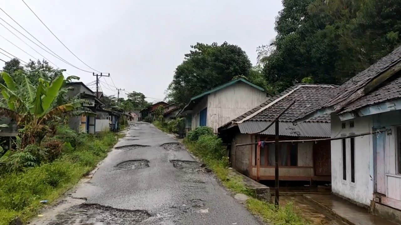 Perjalanan Jalur Lengkong Ci jaksa  Rawan Kecelakaan Jalan rusak Dan Cuaca Extrim