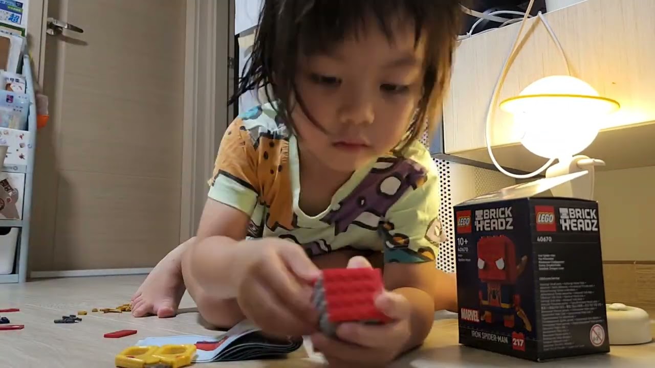 日晴 Lego - 40670 Brick 'H'EADZ IRON SPIDER-MAN