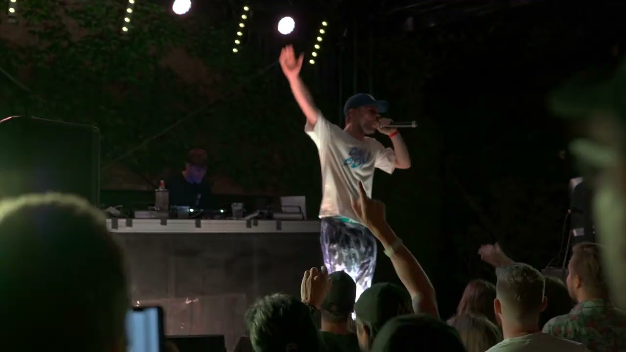 Boy Wonder - Človek z planéty Zem (Live @ Nádvorie 2023)