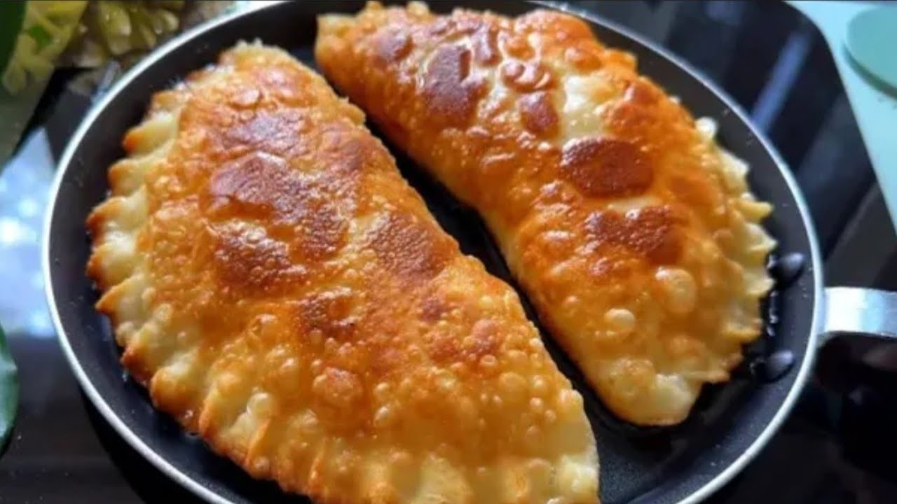 Бабушка научила,к чаю за 15 минут из НЕЧЕГО!По-домашнему вкусно,просто и быстро. Пирожки с сыром