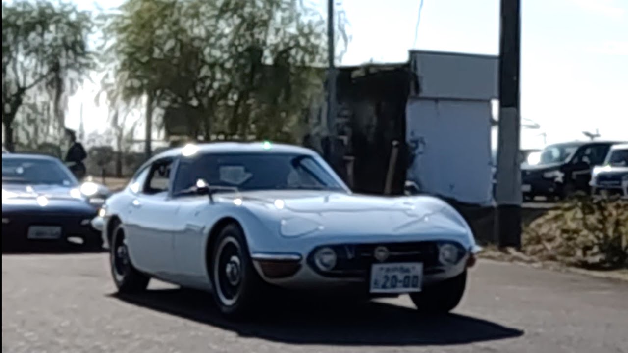 トヨタ 2000GTやランボルギーニ ミウラなど千葉県の水郷佐原にヴィンテージカーが大集合！ 入場シーンなど 2025年