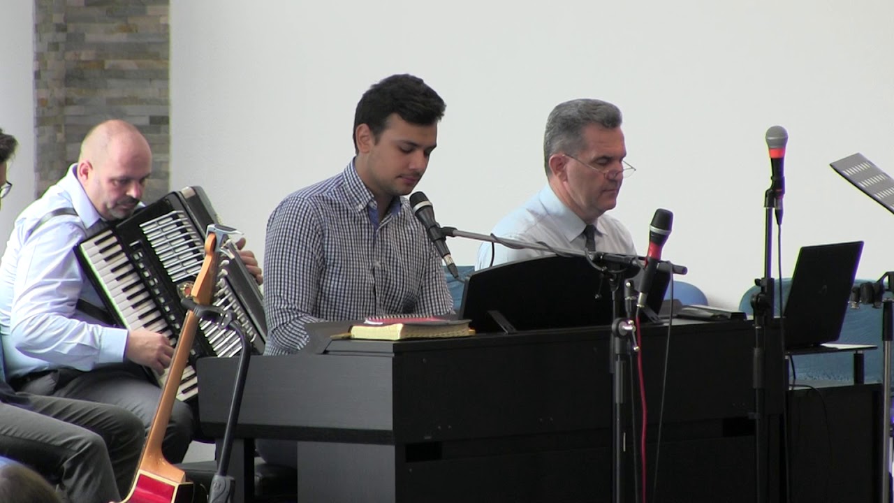 Biserica Sion | Emanuel Ovidiu Opris - Pe un deal depărtat, un crin alb sângerat