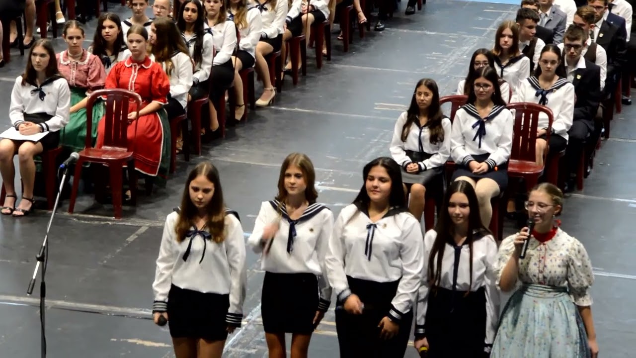 Esze Tamás Gimnázium - Mátészalka- / Elsősök avatása.  Zárókép. 2024