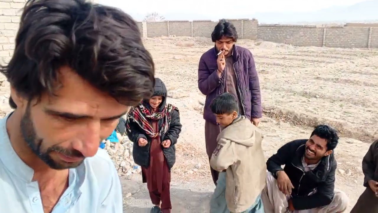 Bachpan ki khil Bazi ks ks Ne khila hai