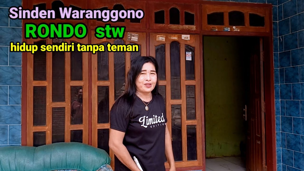 Artis tradisonal Sinden Waranggono Janda hidup sendirian bertani dan Ngamen Tayub keliling Janggrung