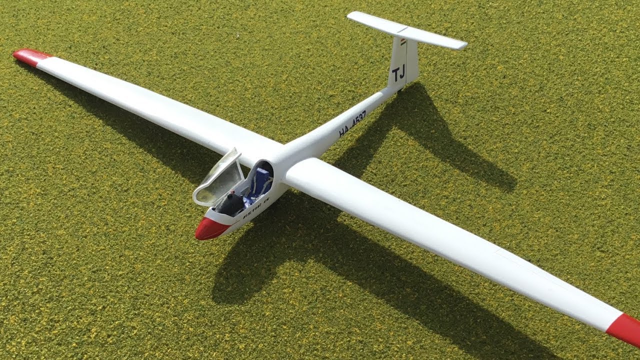 Astir CS - KVAC Aviation Club, Hungary 2017 - KP - 1:72 plastic aircraft model