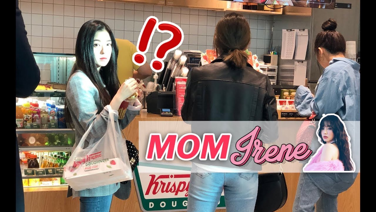 Red Velvet IRENE feeds her members at the airport | Leader Moments 레드벨벳 아이린