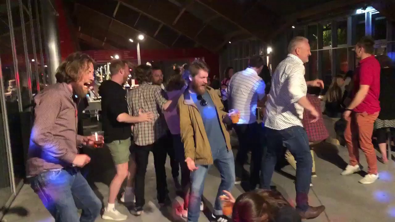 Dansk DJ Service spiller til julefrokost