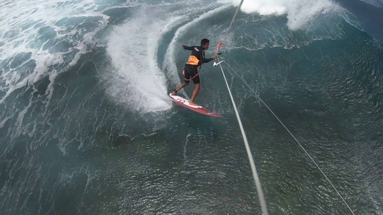 Summer kitesurf session at Le Morne, Mauritius 2017 - Jeremy Chan