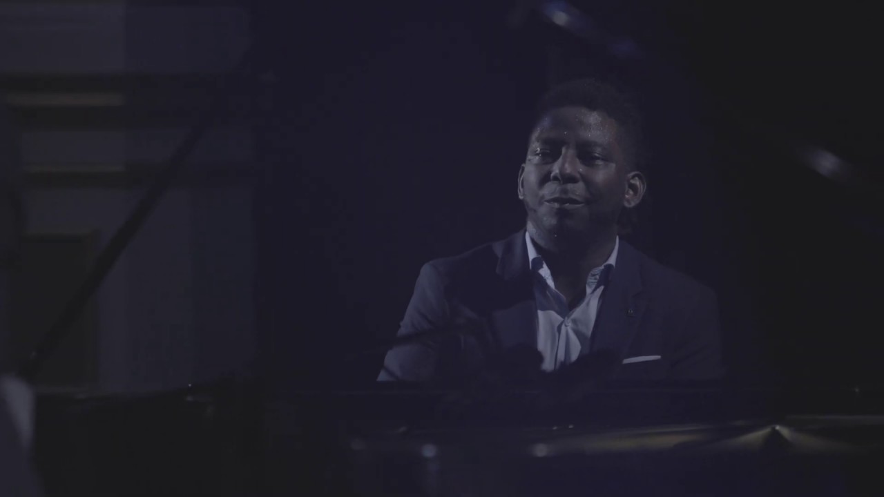 ROLANDO LUNA TRIO - SOY MATANCERO, maravilloso danzon en el Teatro Marti
