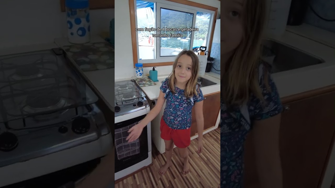 Fam&iacute;lia mora num barco! TOUR #shorts