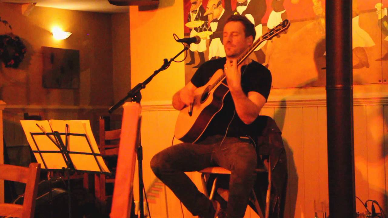 Dakota     Performed By Jason Huxley