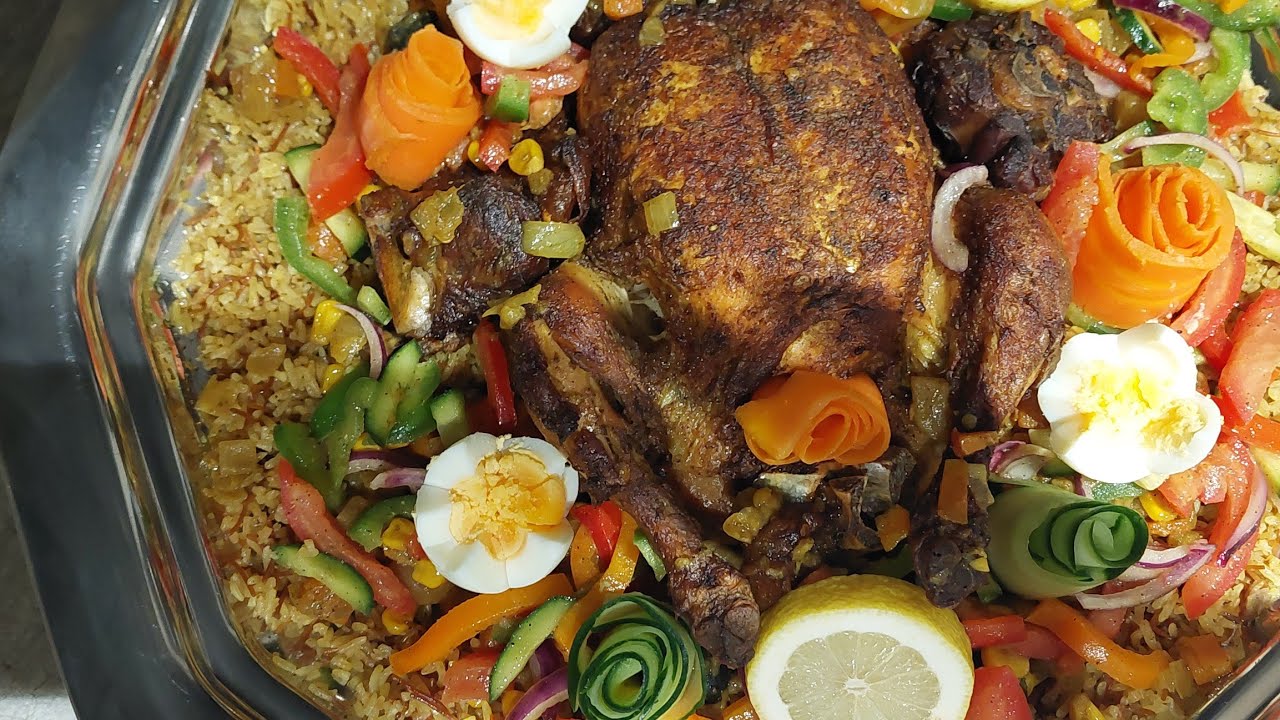 Thiebou yapp Gunnar vermicelle avec sauce onion et cruditè bou saff