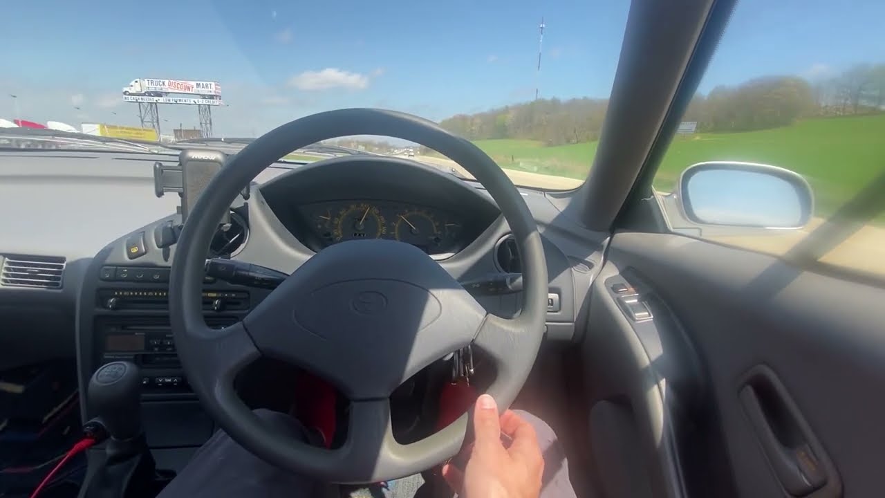 Брайан покупает Toyota Sera в Атланте и едет на ней домой в Пенсильванию.
