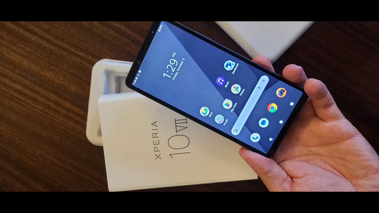 Sony Xperia 10 VII - smaller, cheaper Xperia 1 VII's brother - short unboxing and a brief POV review