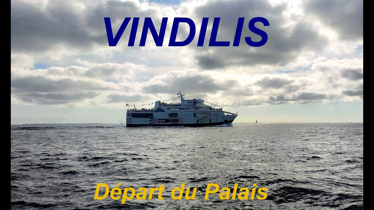 Le Vindilis quitte le port du Palais pour Quiberon