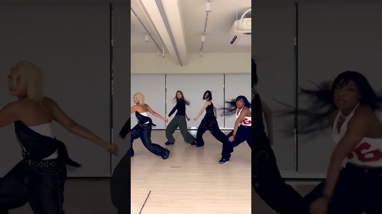 Kiikii for the &lsquo;Anthem&rsquo; Dance challenge @JamRepublic