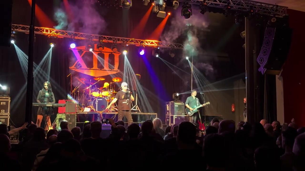 XIII. století - Růže a kříž (Live at Střelnice, Turnov)