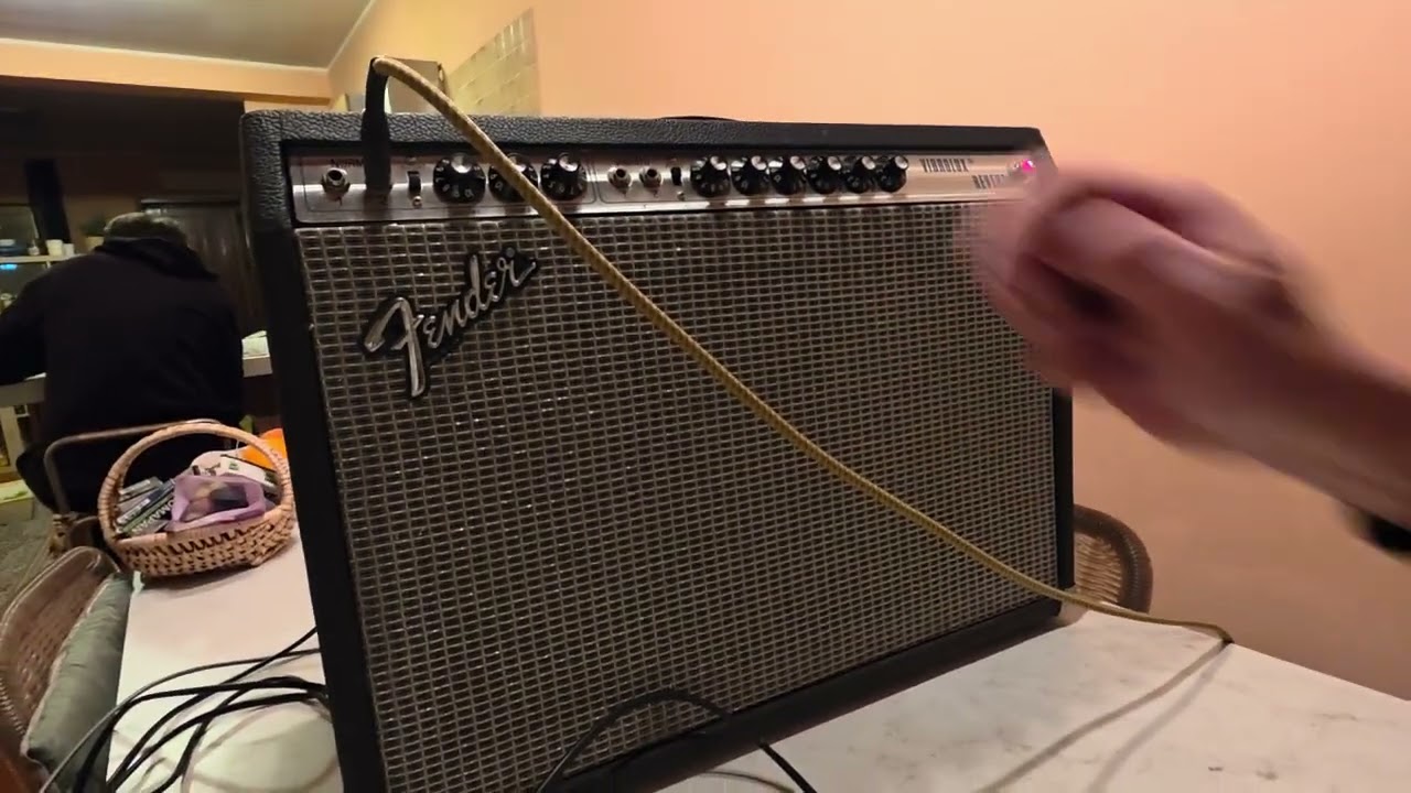 Fender Vibrolux Reverb silverface