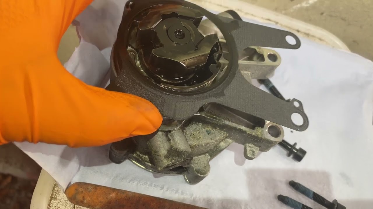 Jeep Cherokee diesel vacuum pump gasket replacement, Fiat part number 71779194 fits.