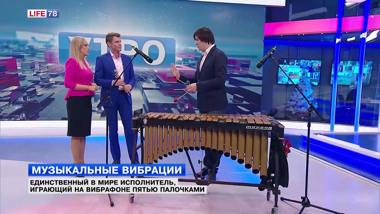 Уникальная игра на вибрафоне пятью палочками