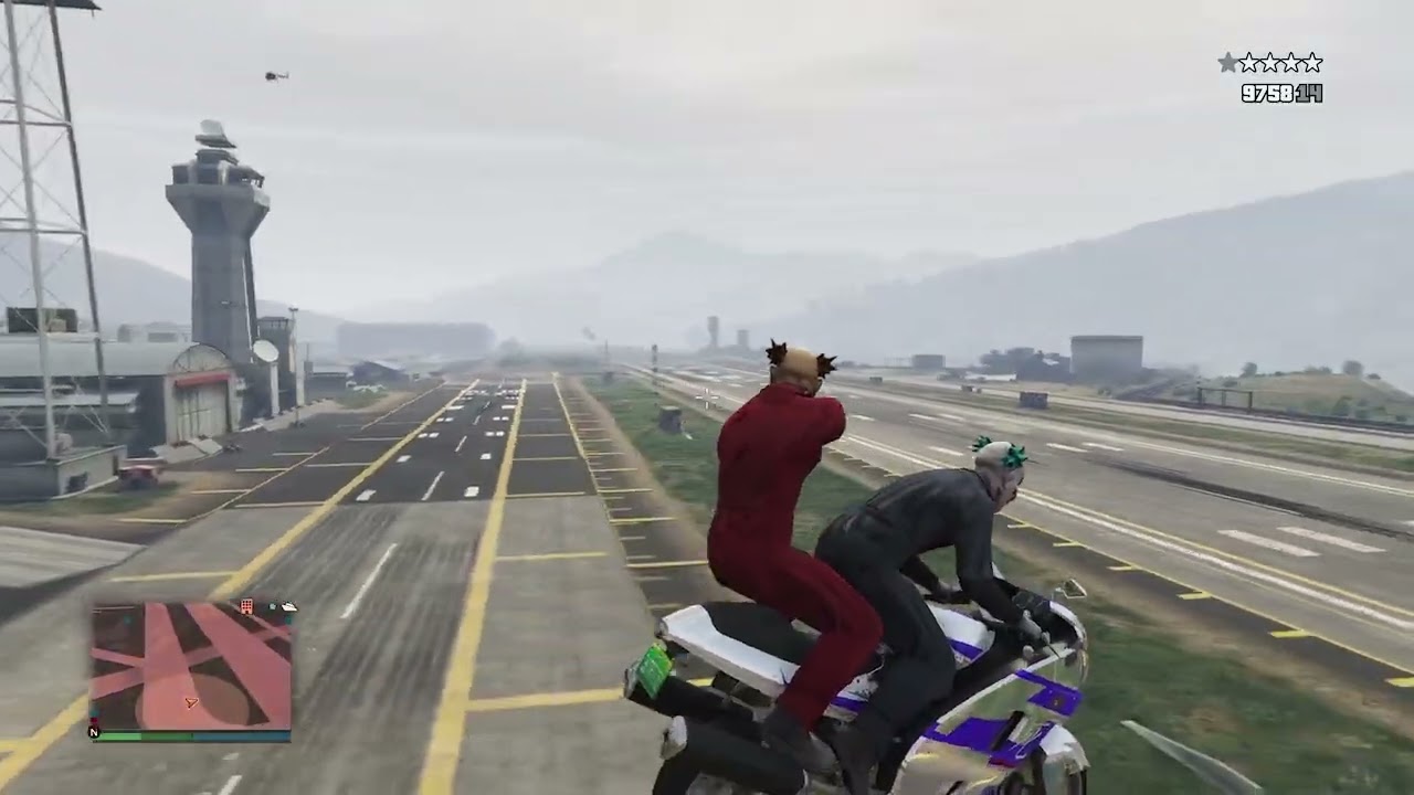 GTA V ONLINE l Escape en moto y jet